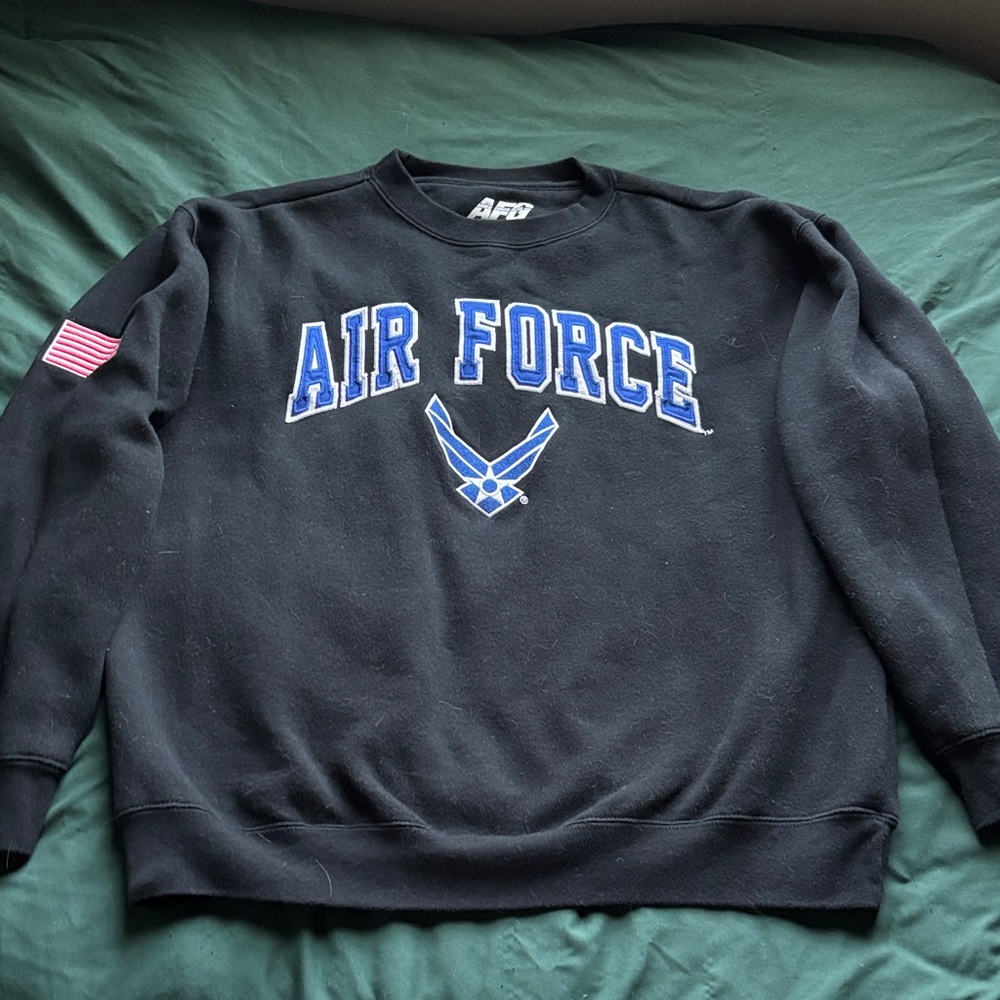 Black Air Force Pullover L